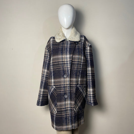 navy-plaid-shearling-collar-coat-068