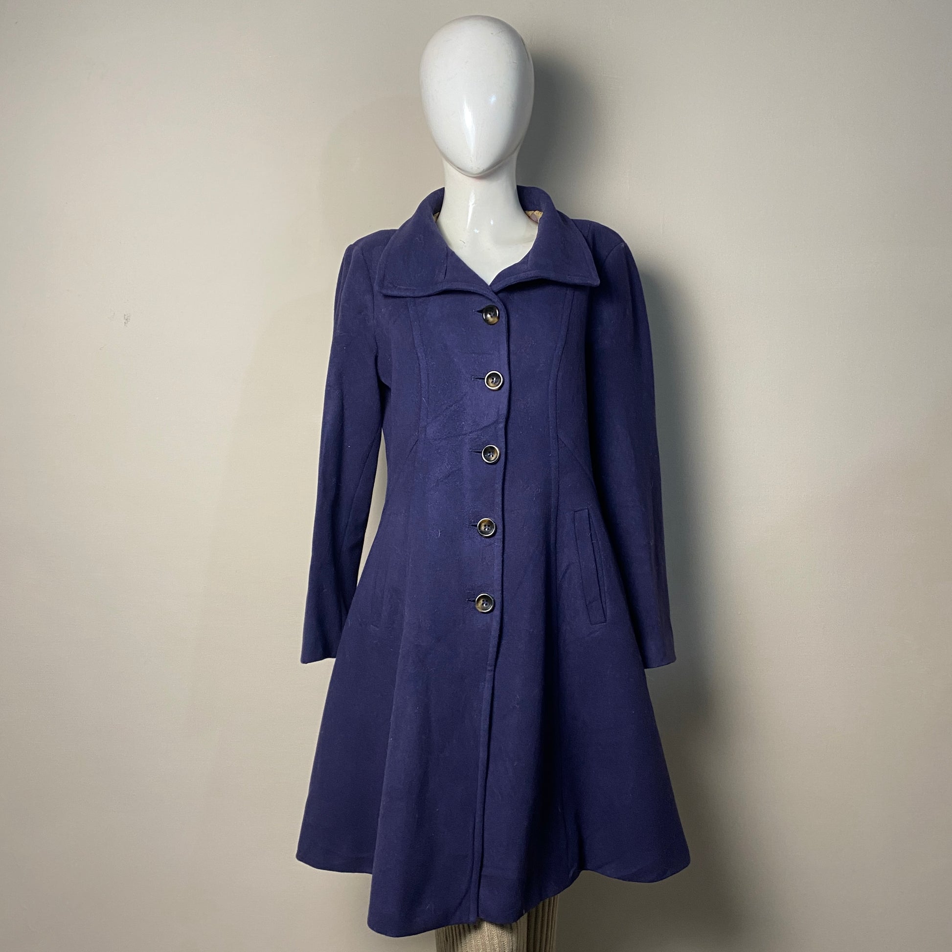 navy-flared-button-coat-081