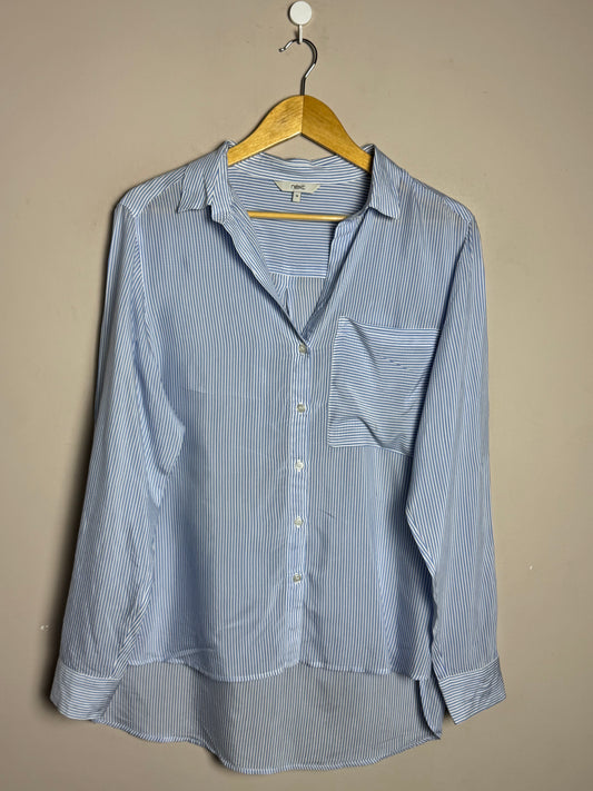 blue-striped-button-down-shirt-101