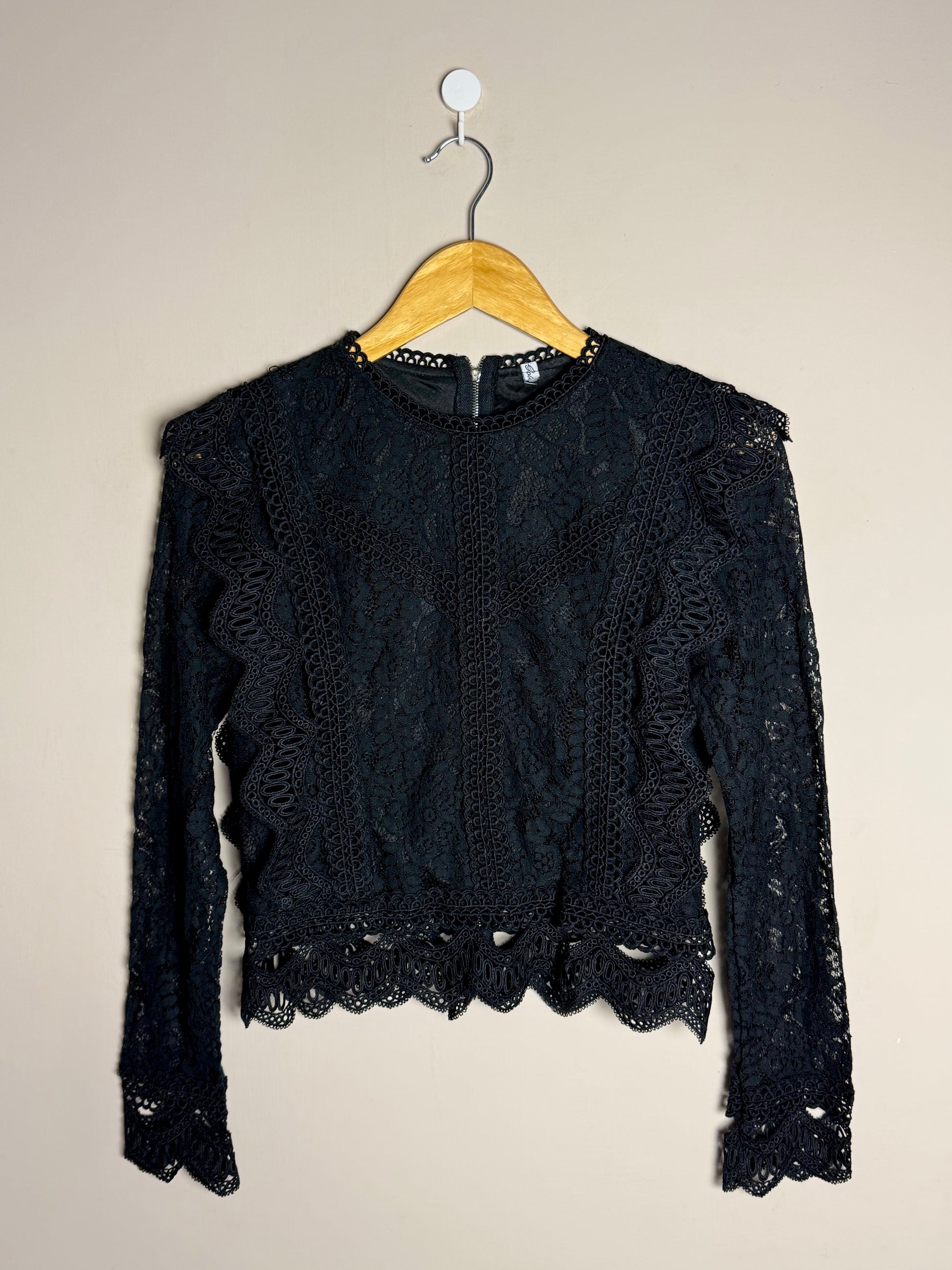 black-elegant-lace-top-10