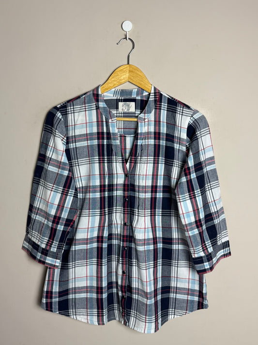 navy-and-red-plaid-vneck-shirt-135