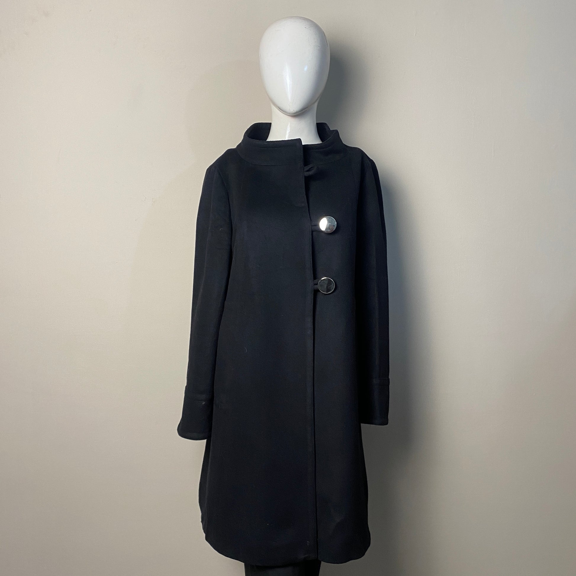 classic-black-metalbutton-long-coat-088