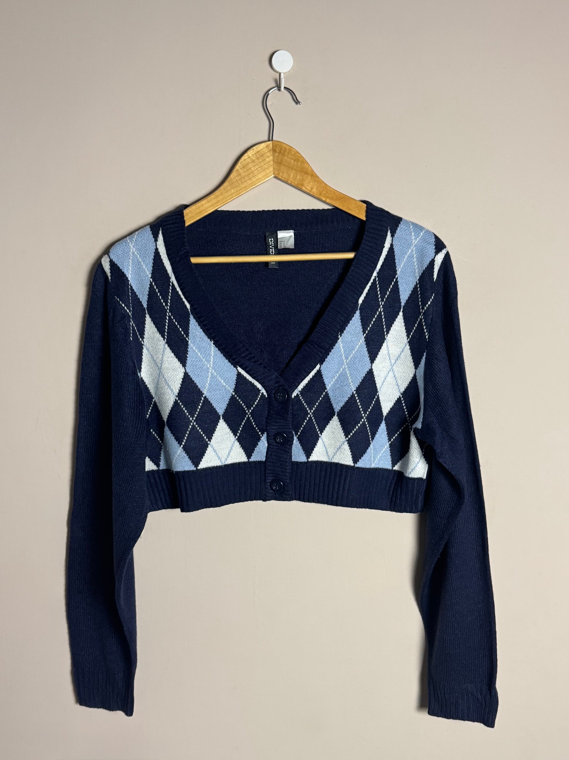navy-blue-argyle-cropped-cardigan-96