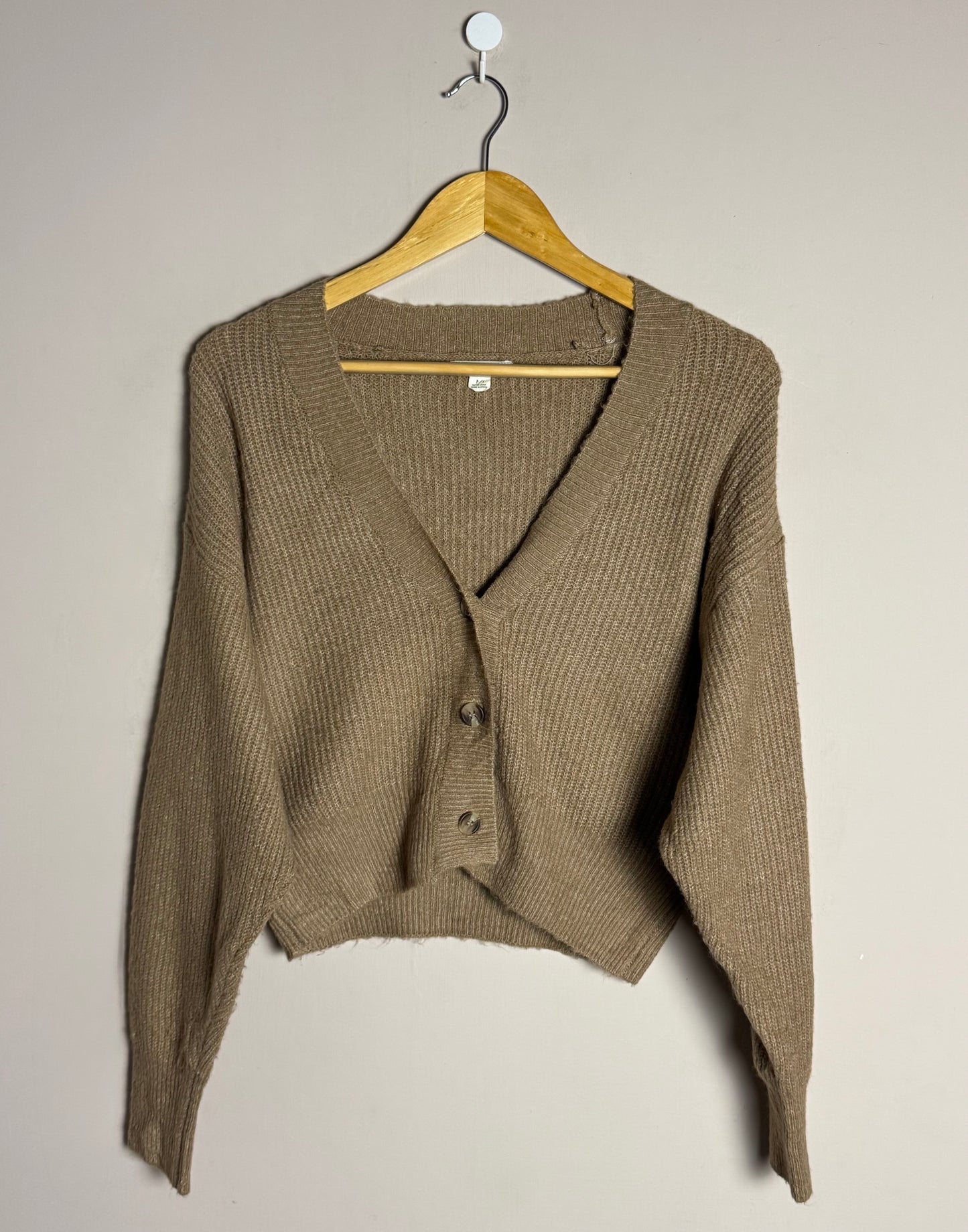 beige-knit-cropped-cardigan-54