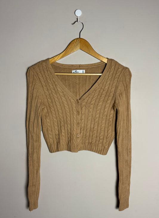 camel-cable-knit-cropped-cardigan-89