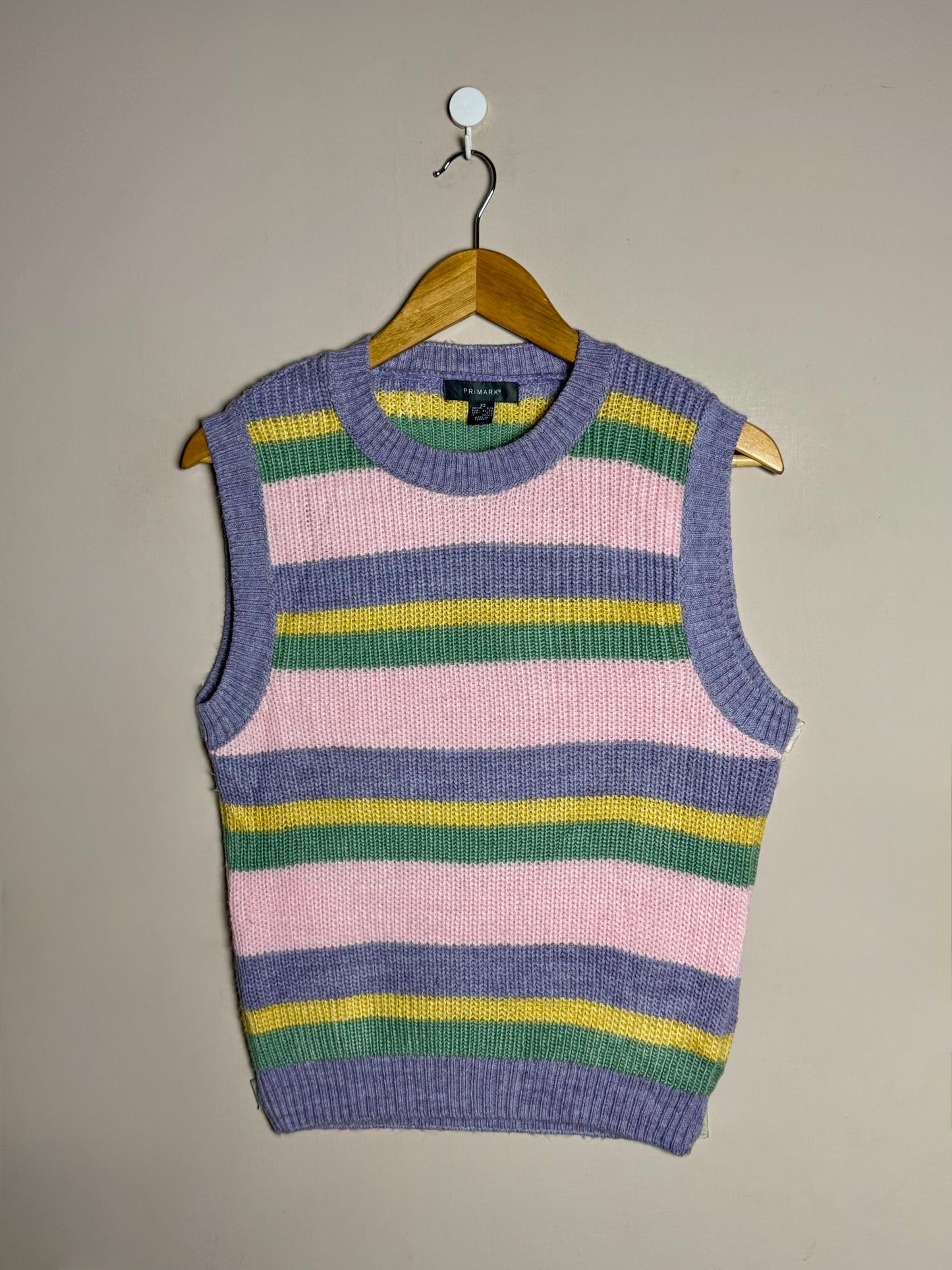 striped-sleeveless-knit-top-extralarge-21-15-1
