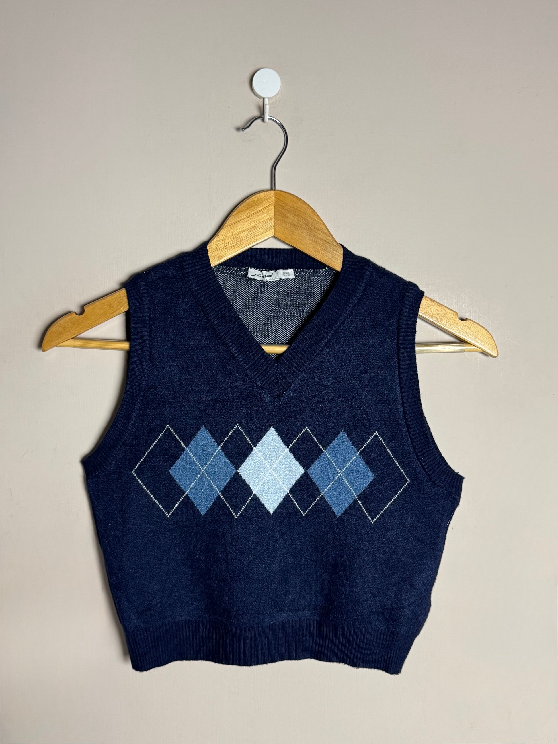 navy-argyle-knit-vest-extrasmall-14-13-17