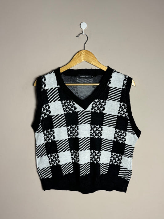 black-white-checkered-knit-vest-small-19-17-15