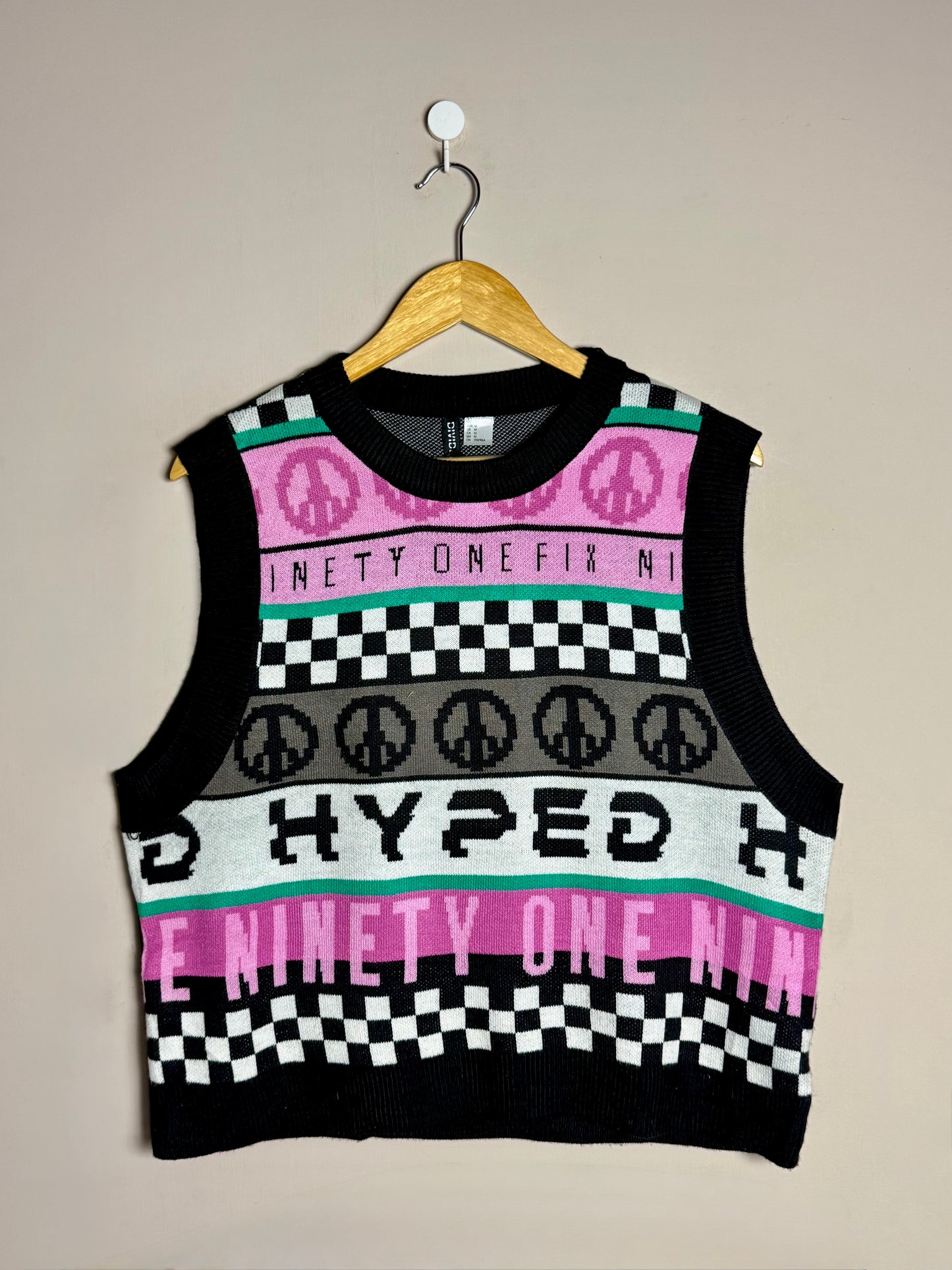 graphic-knit-sleeveless-top-medium-22-20-3