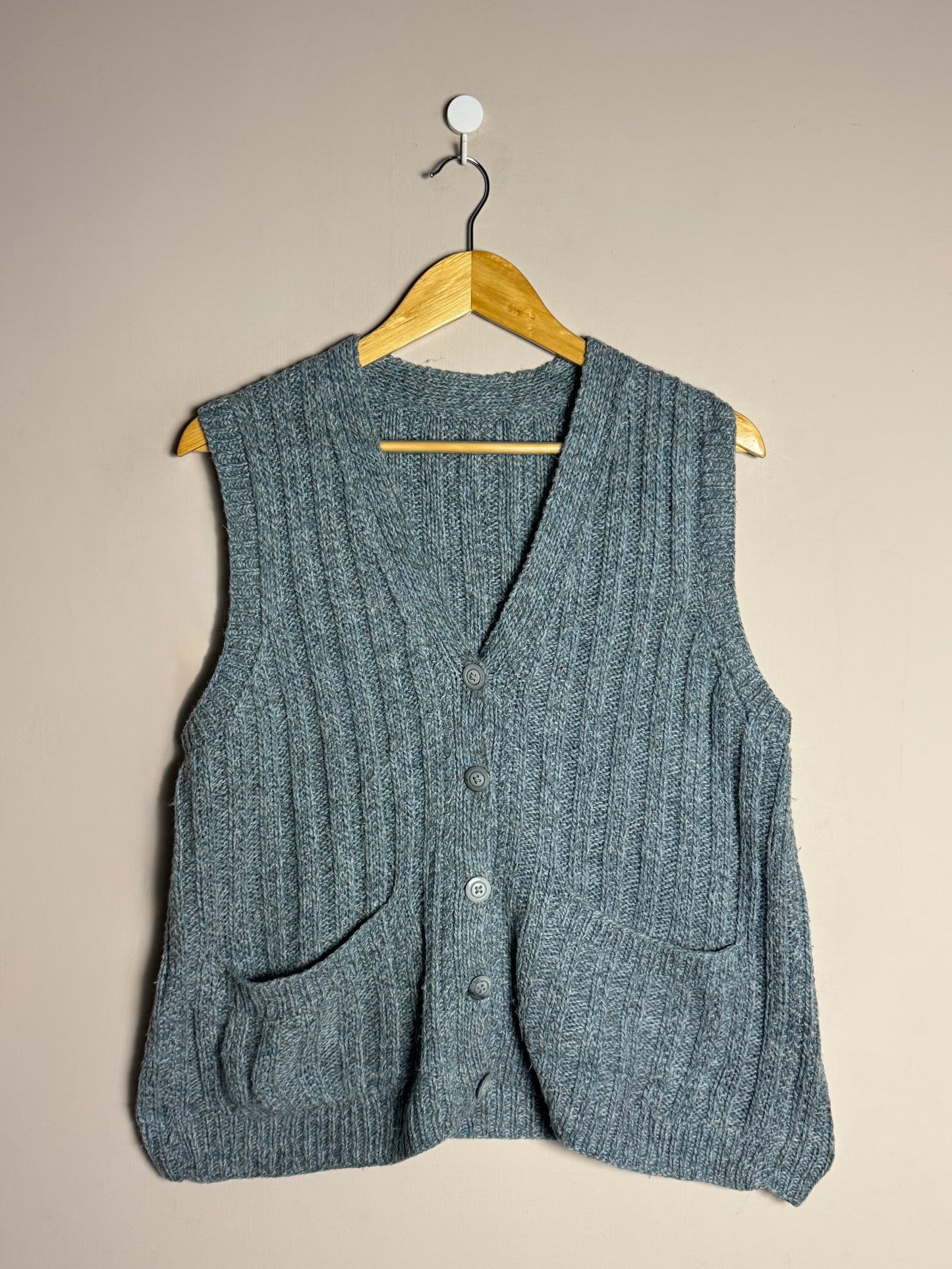 grey-buttoned-pocket-vest-77