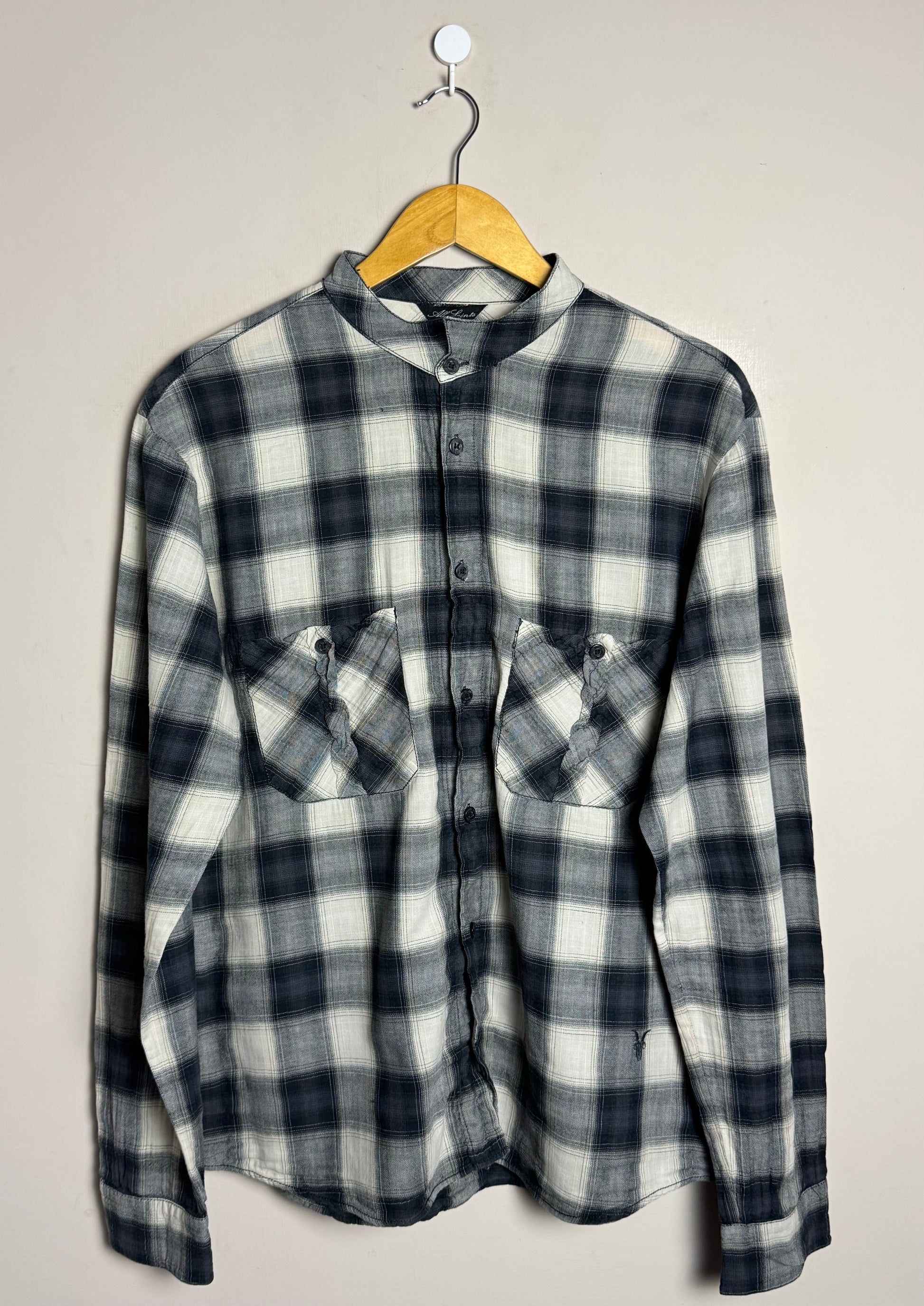 large-black-white-checkered-shirt-204