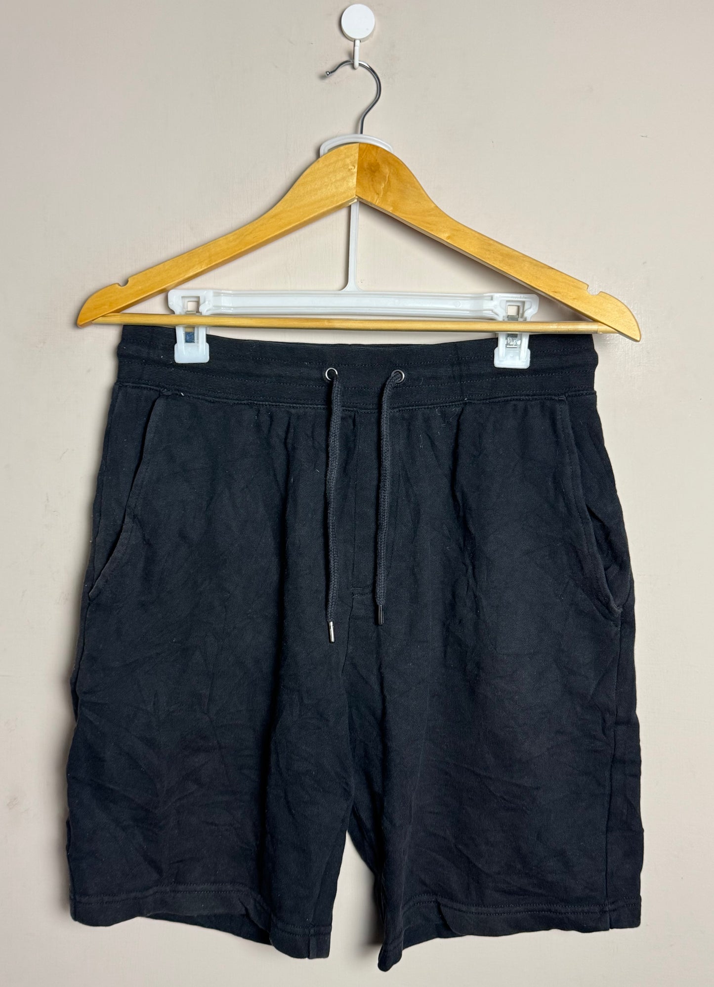 medium-black-casual-shorts-w17-22