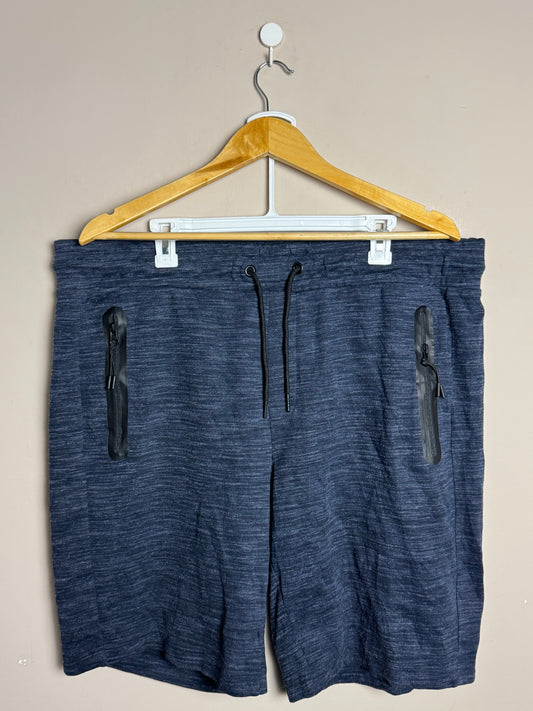 large-navy-zipper-pocket-shorts-w22-18