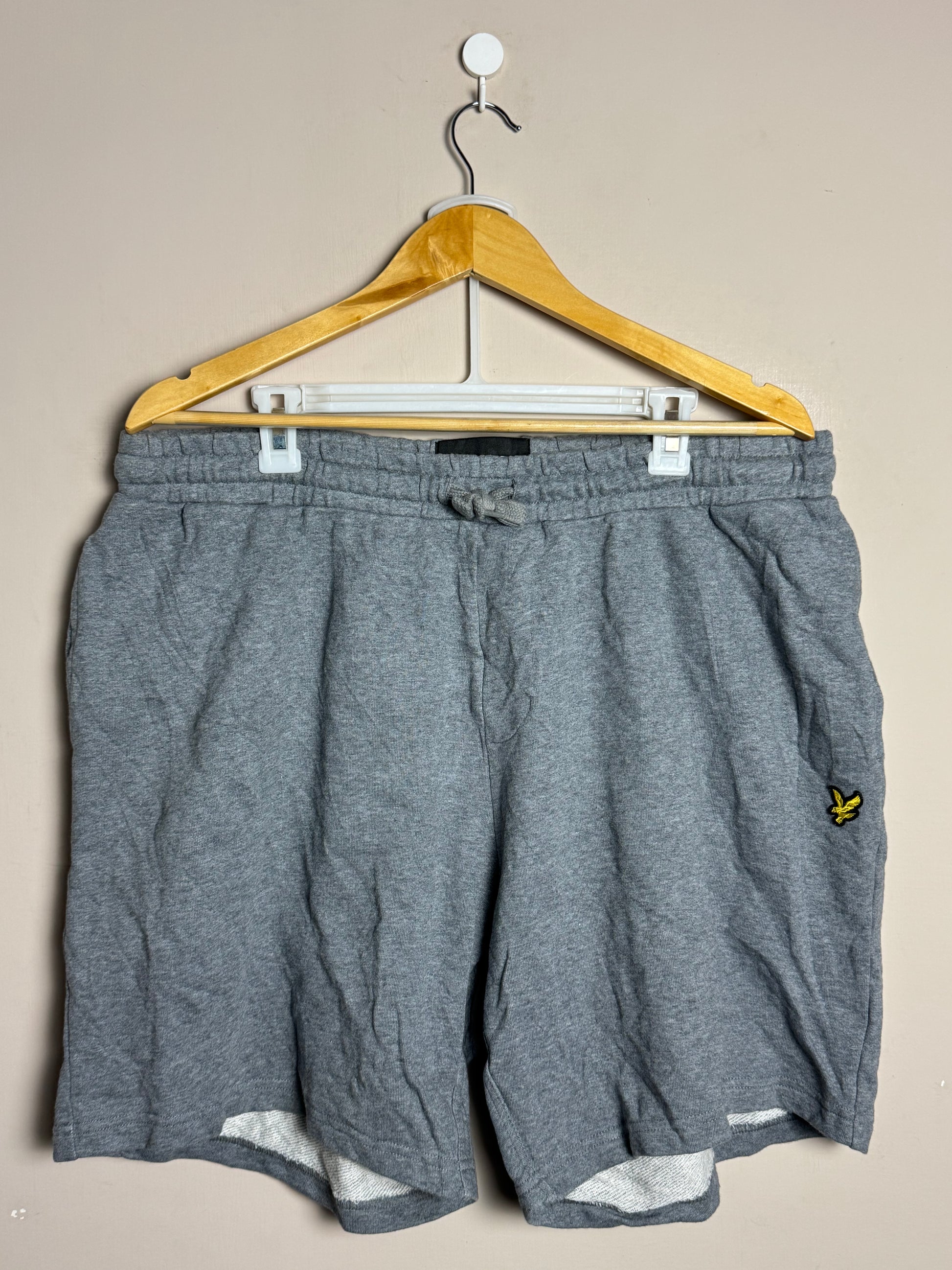 grey-lyle-and-scott-drawstring-shorts-46