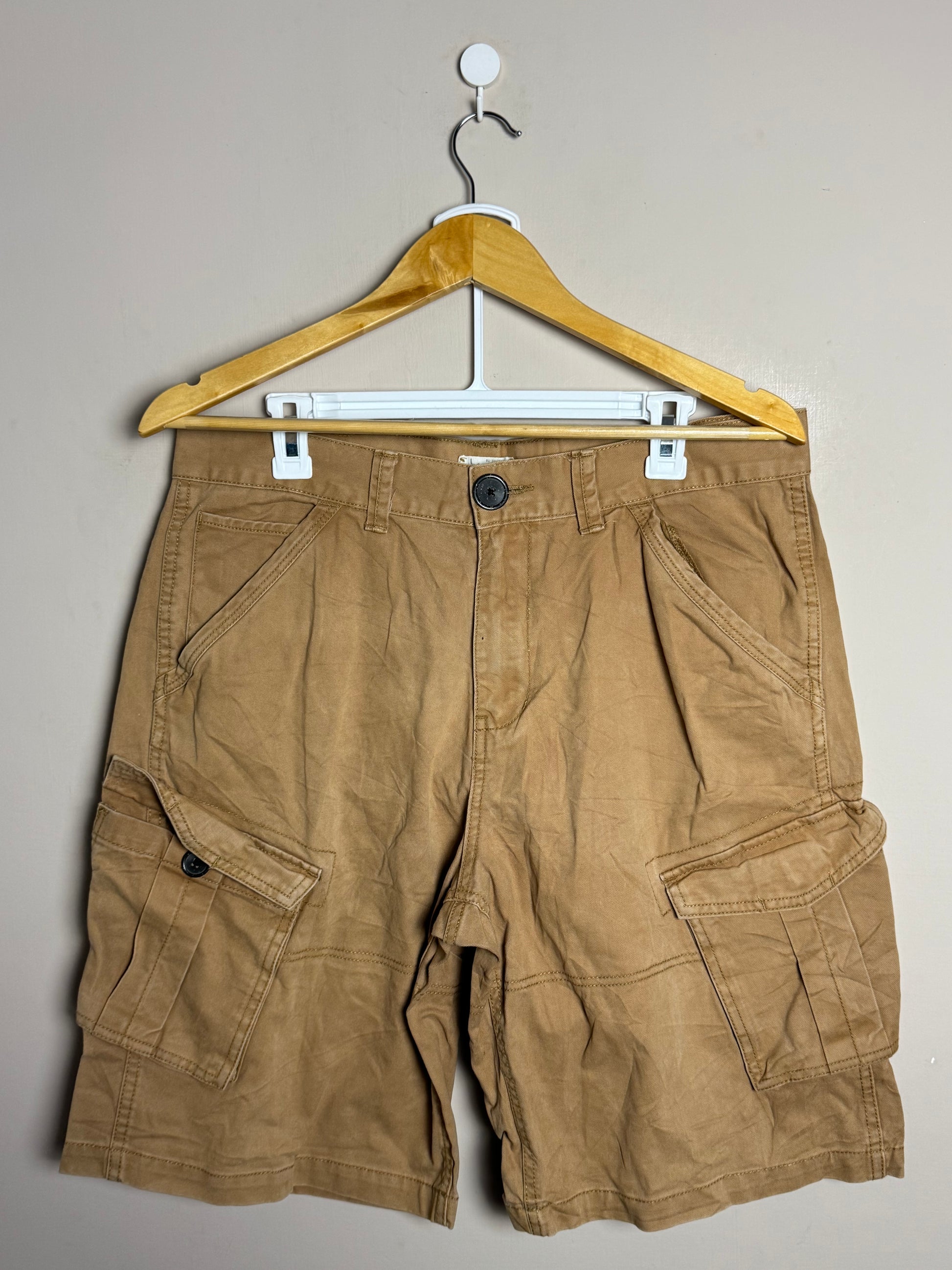 khaki-cargo-shorts-48