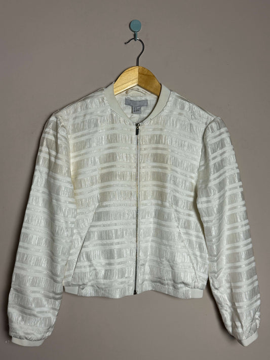 white-textured-bomber-jacket  -10