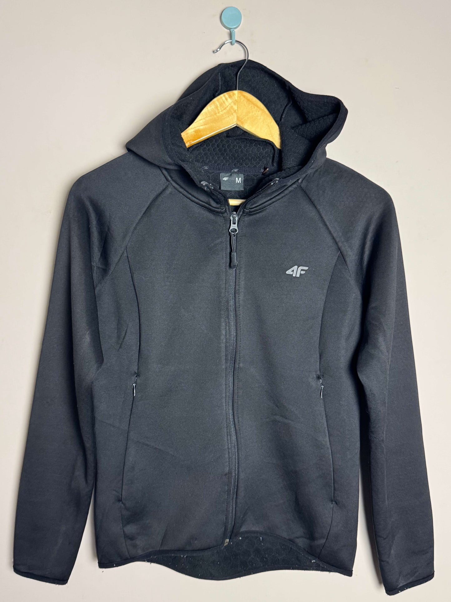 black-sports-hoodie-jacket-3