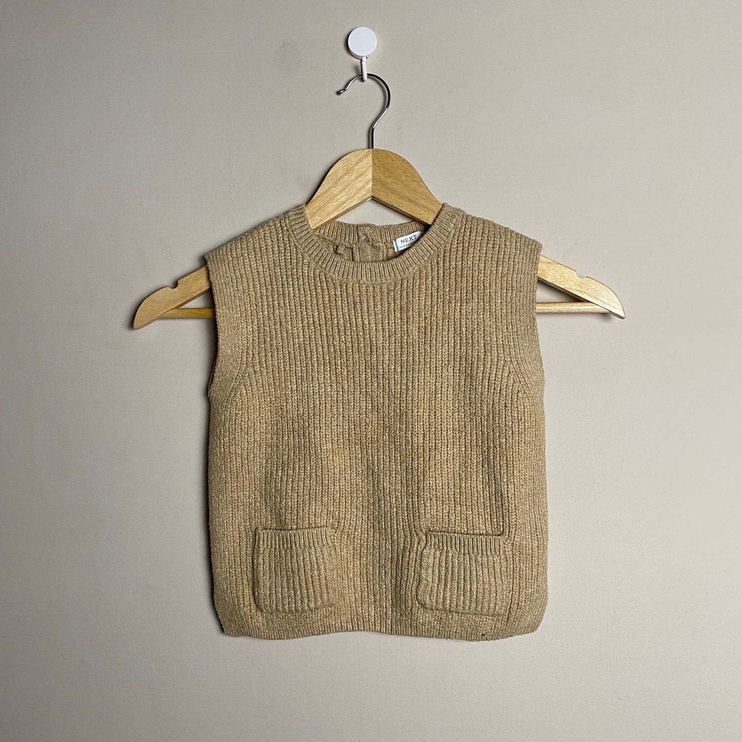 knitted-beige-pocket-vest-118