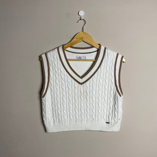 sleeveless-cable-knit-vest-117
