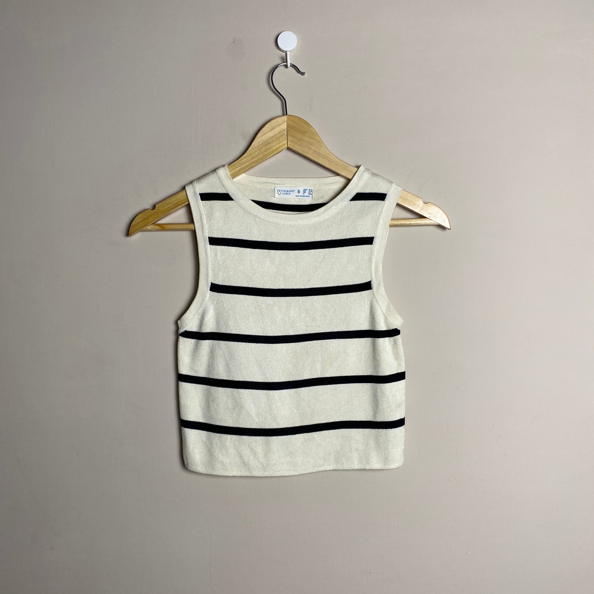 cream-black-striped-sleeveless-top-128