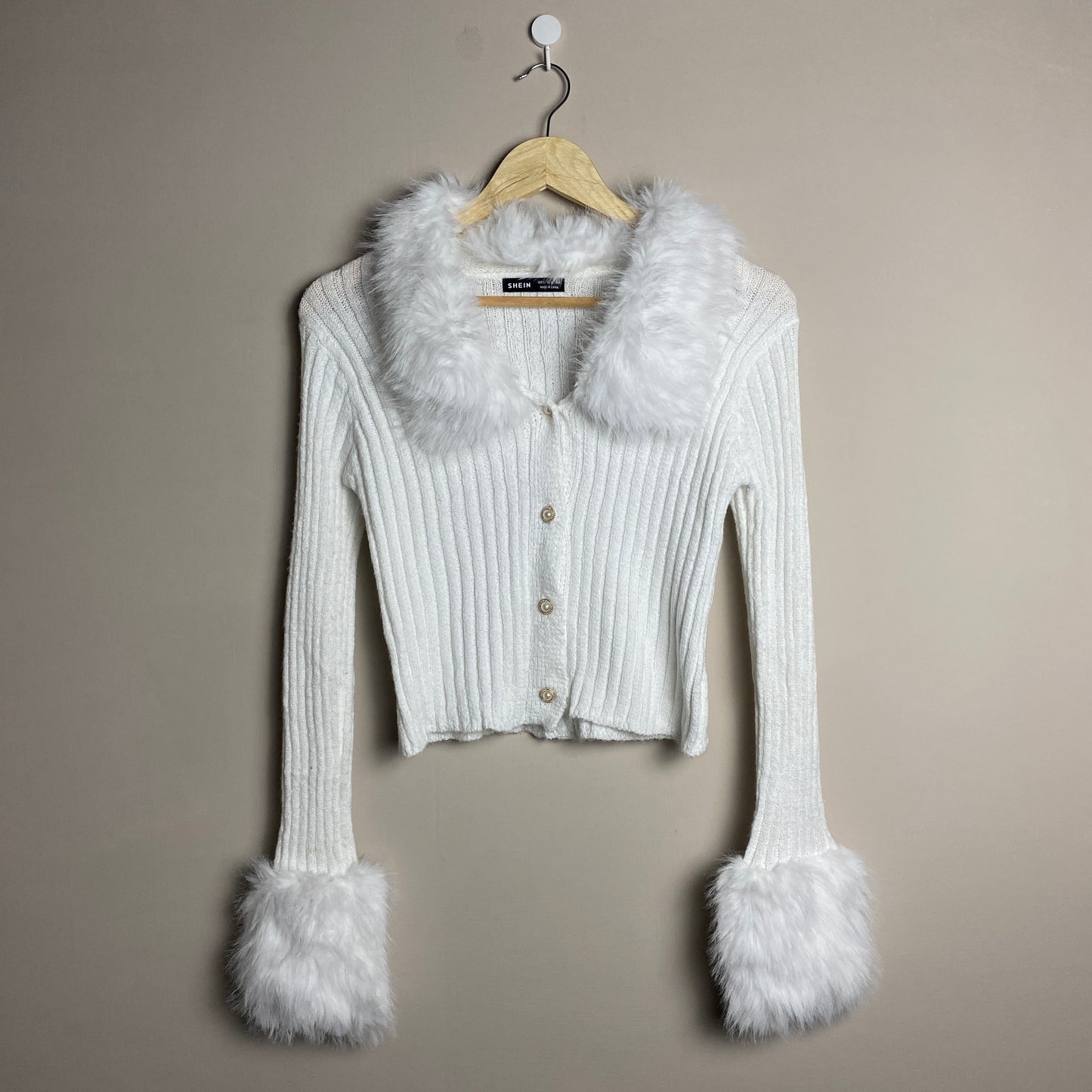 white-faux-fur-trim-cardigan-156