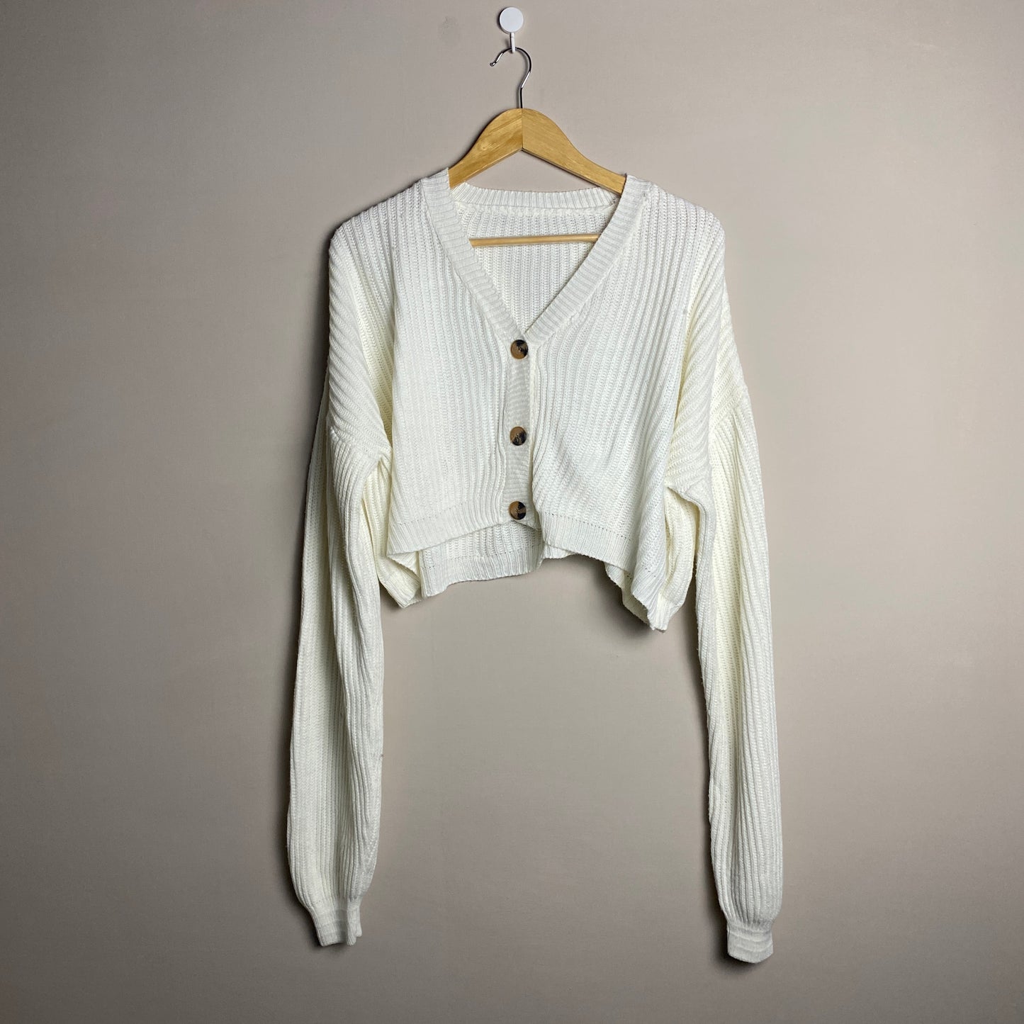 white-ribbed-cropped-cardigan-167