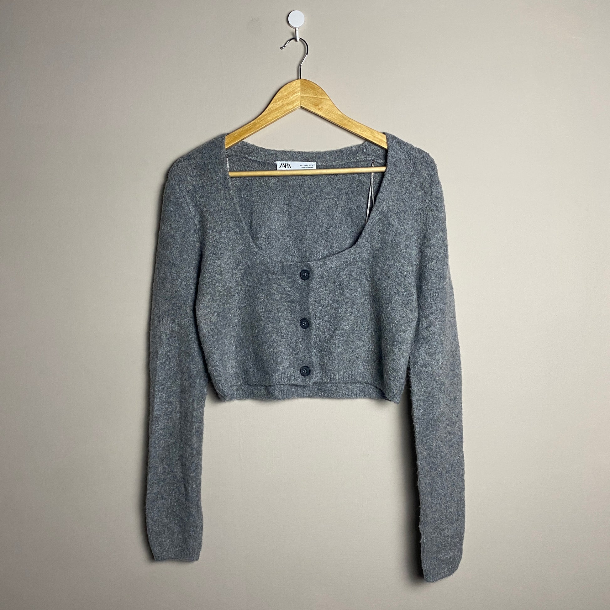 grey-square-neck-cardigan-172