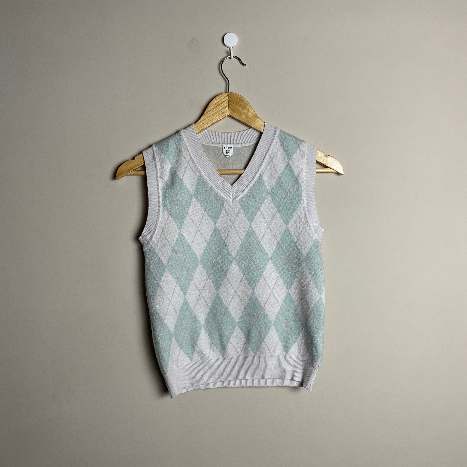 mint-argyle-sweater-vest-105