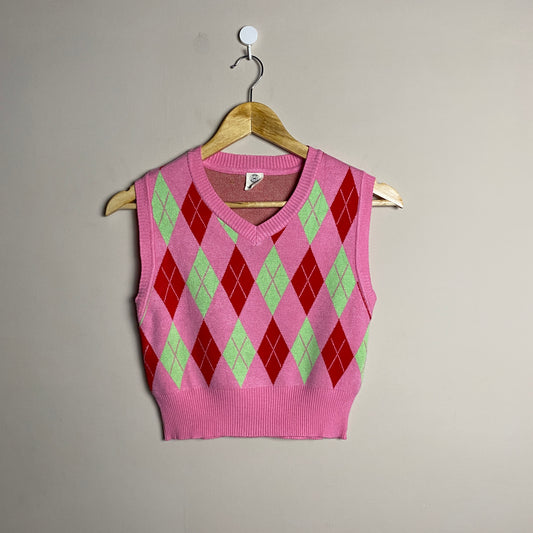pink-argyle-knit-vest-119