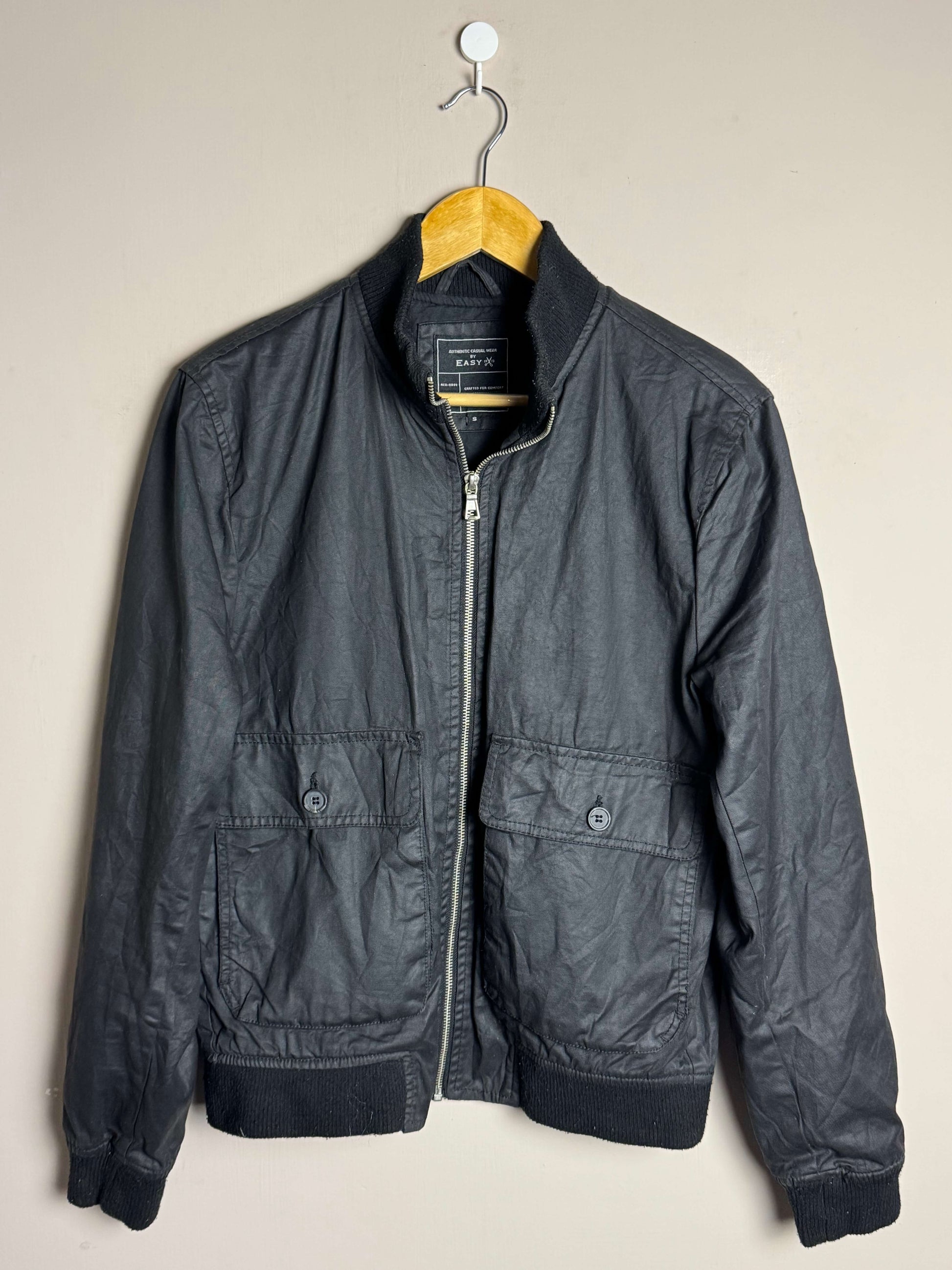 black-lightweight-bomber-19
