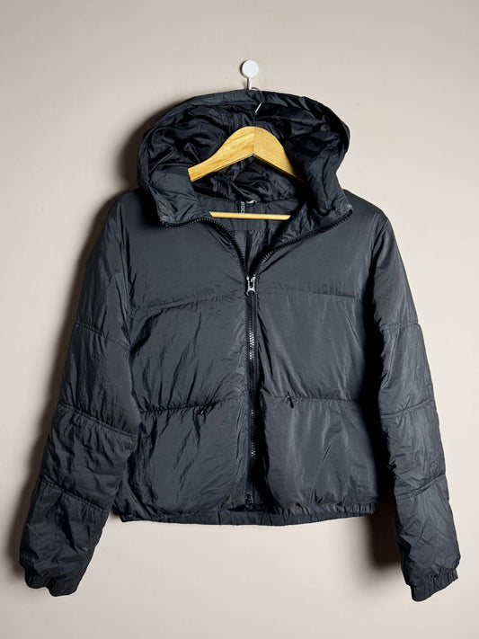 black-hooded-puffer-18