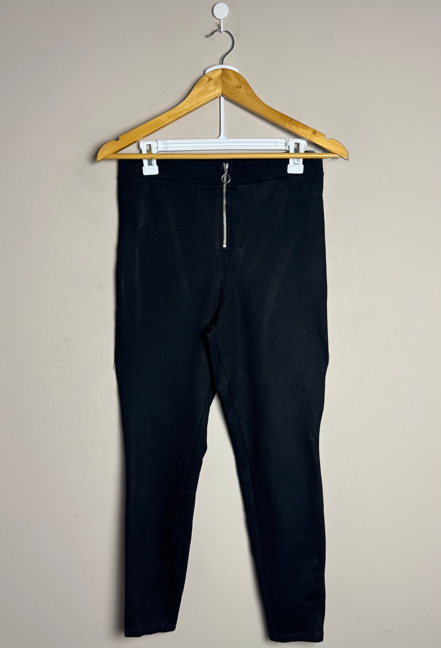 black-zip-front-leggings-small-79