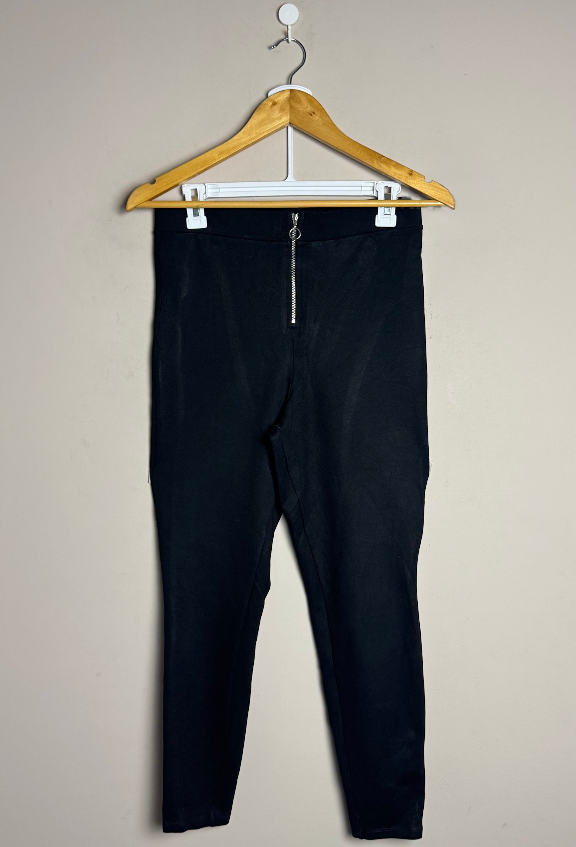 black-zip-front-leggings-small-79