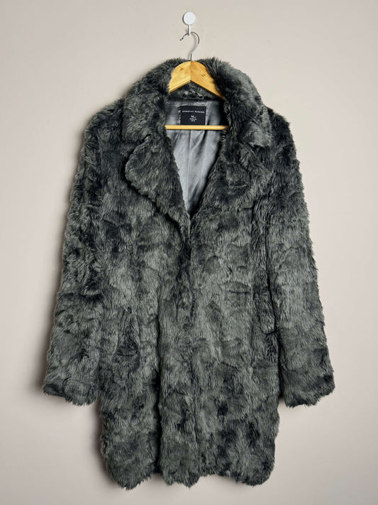 extra-large-grey-faux-fur-coat-28