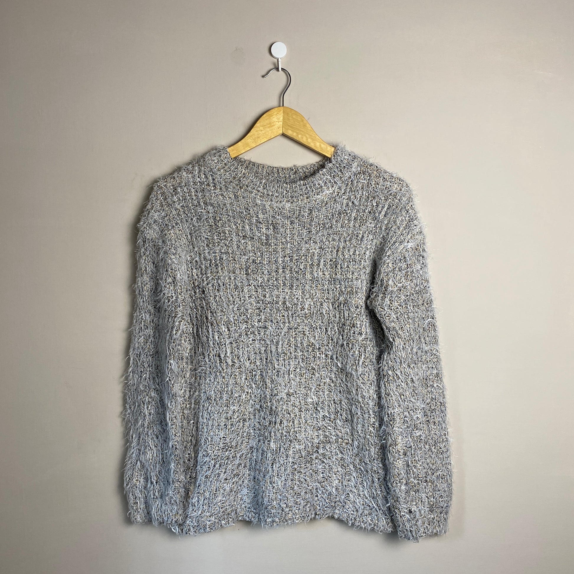 grey-textured-woolen-sweater-056