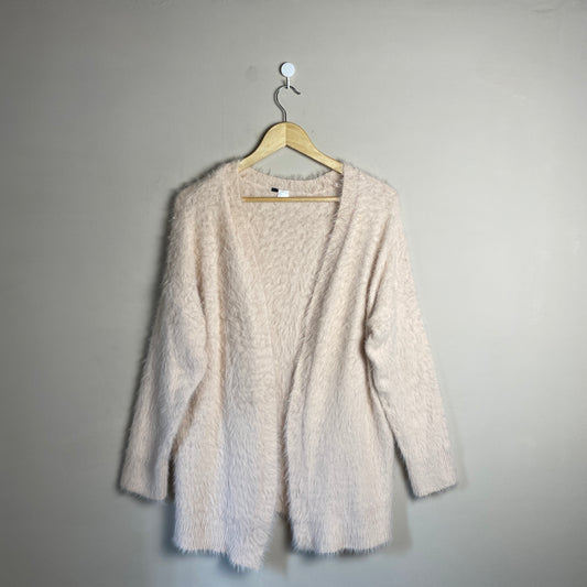 soft-pink-fuzzy-open-cardigan-035