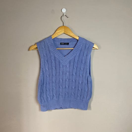 blue-cableknit-sleeveless-sweater-148