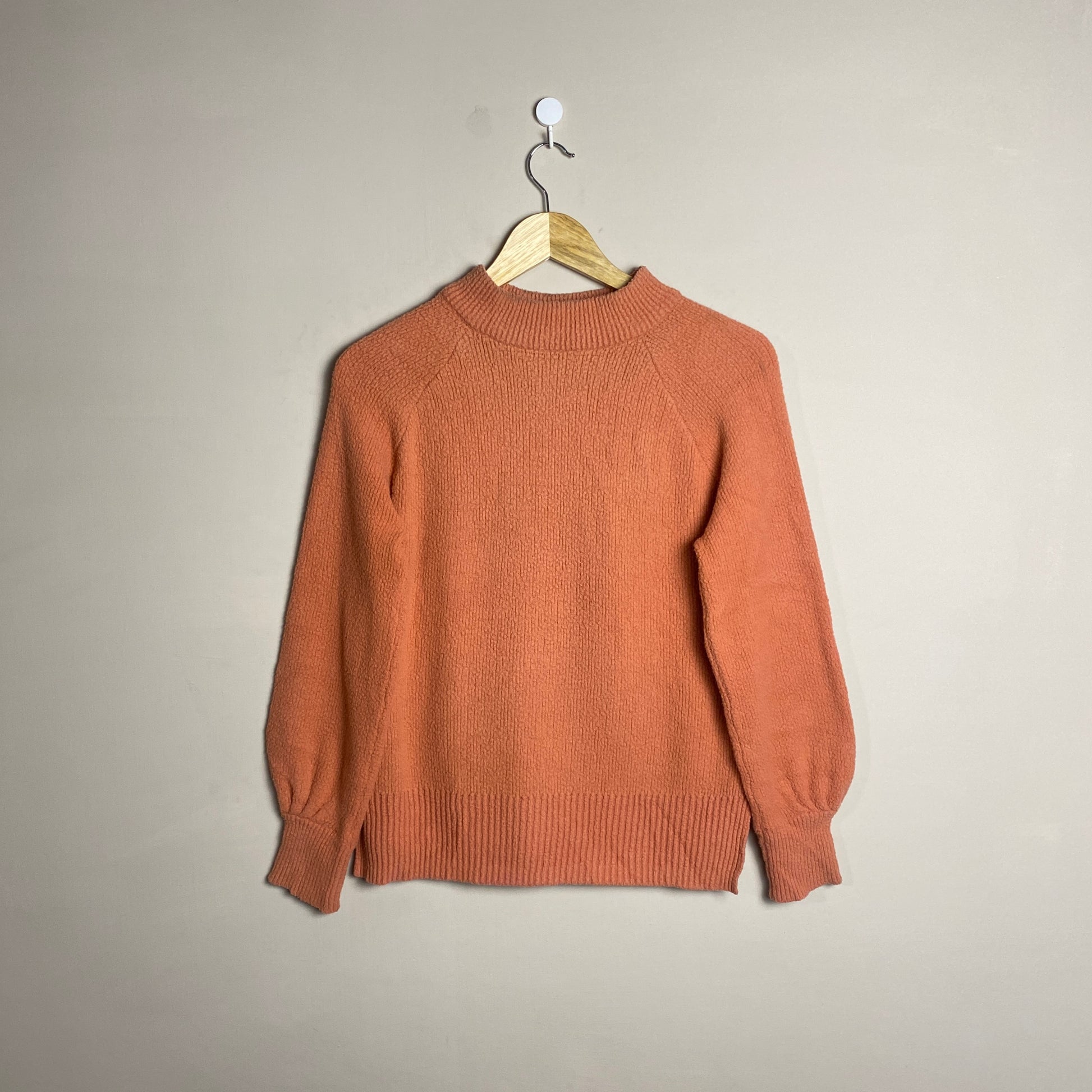 peach-basic-knit-sweater-082