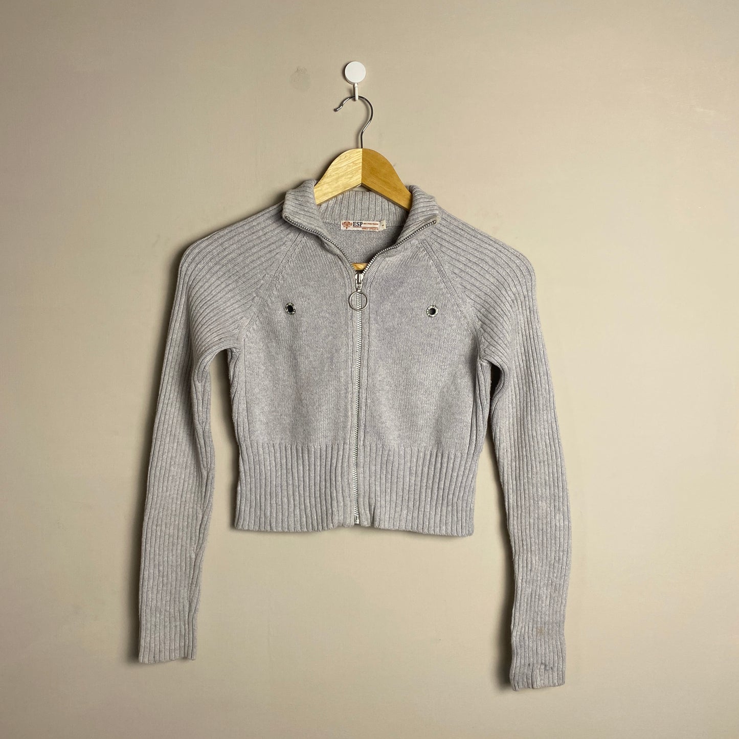 light-grey-ribbed-zip-up-cardigan-073