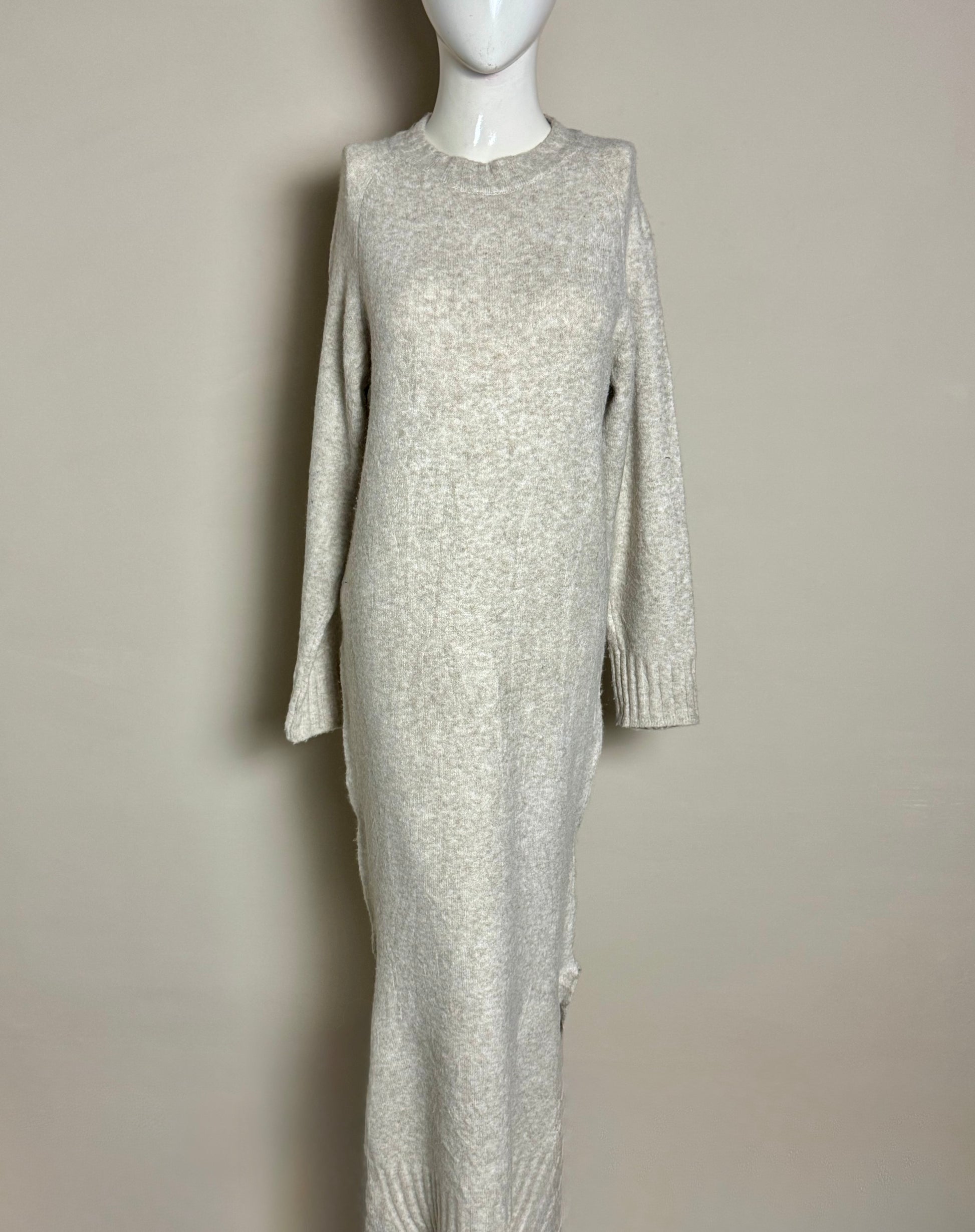light-grey-long-knit-dress-208
