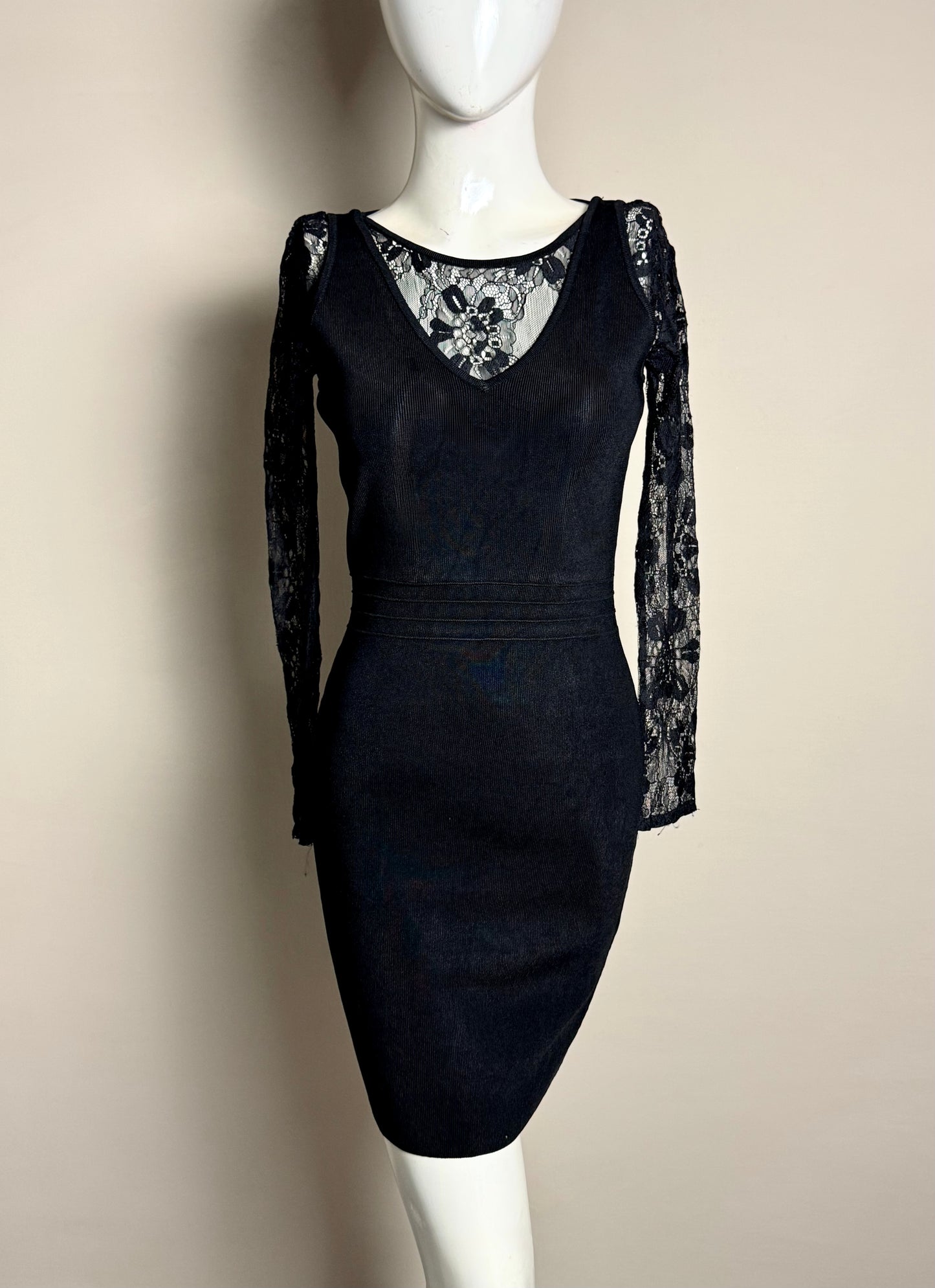 black-lace-sleeves-bodycon-dress-202