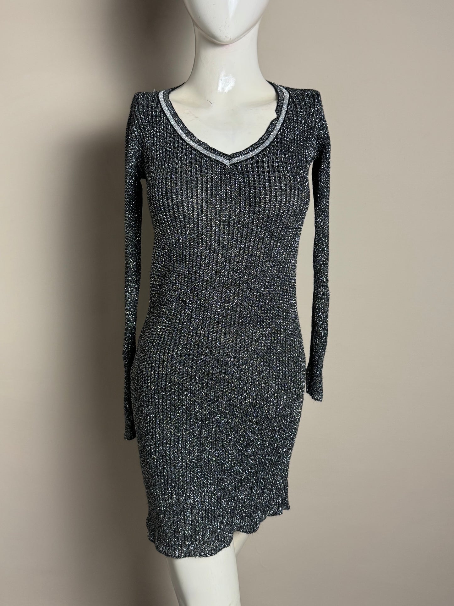 black-silver-glitter-vneck-bodycon-241