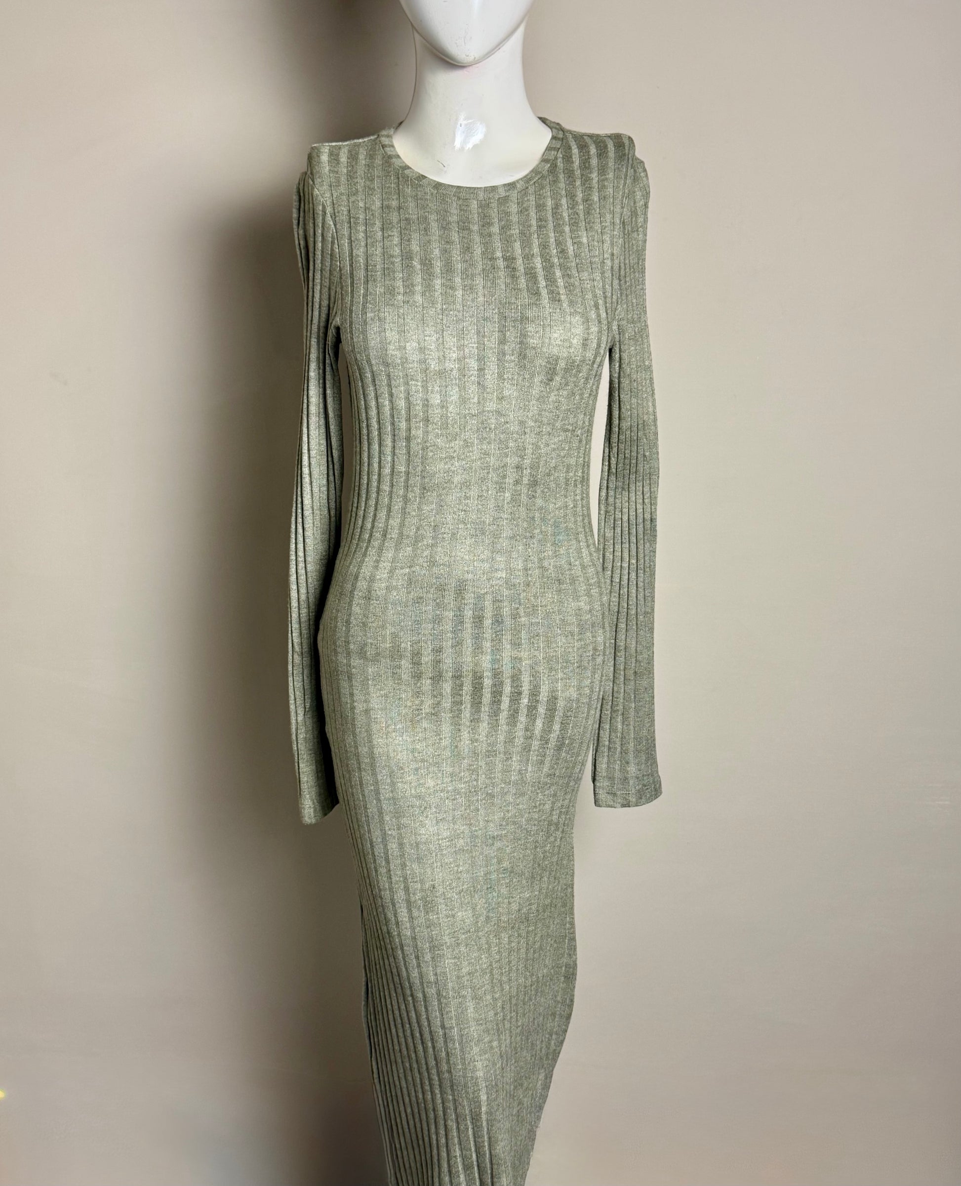 sage-green-long-sleeve-ribbed-maxi-bodycon-251