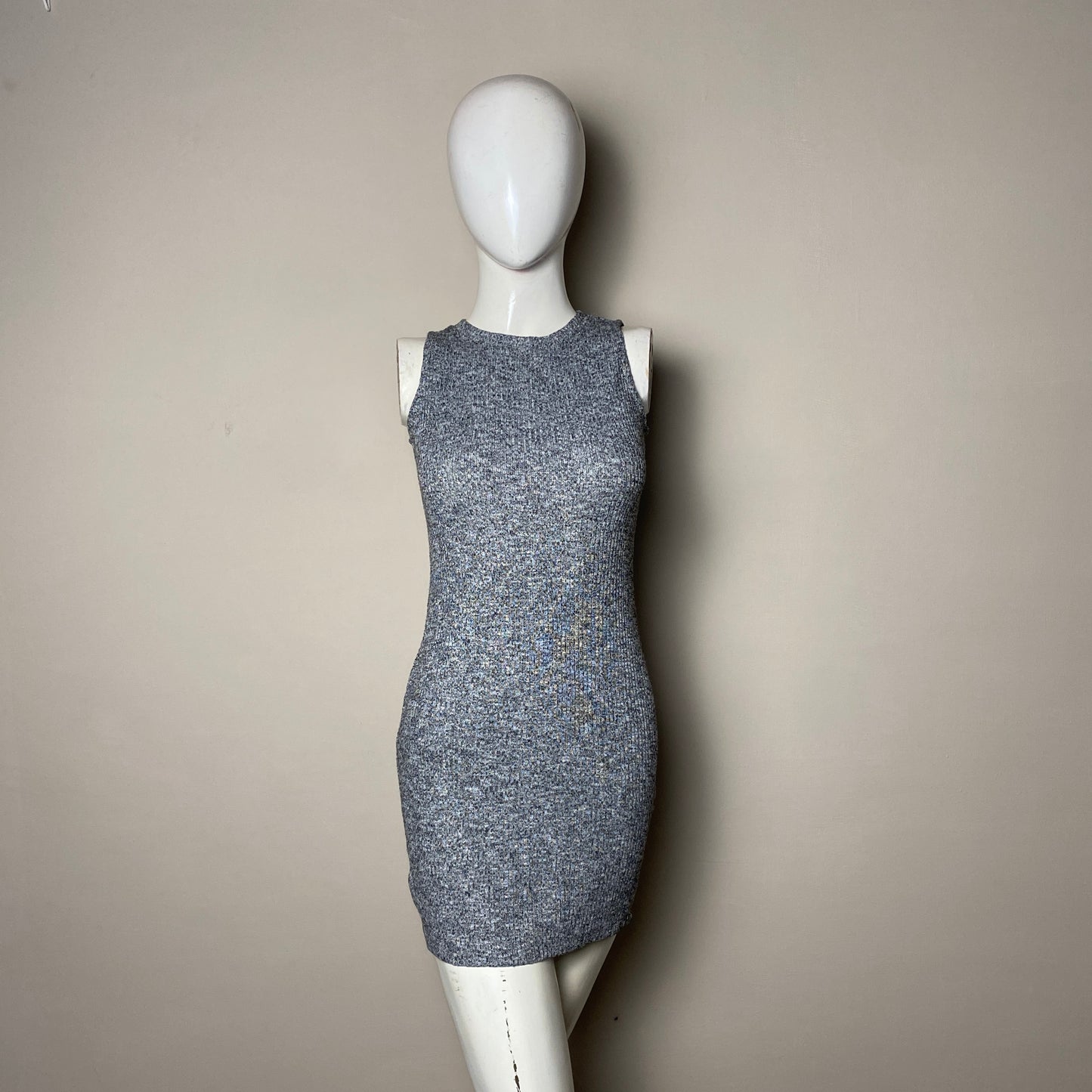 grey-sleeveless-mini-bodycon-219