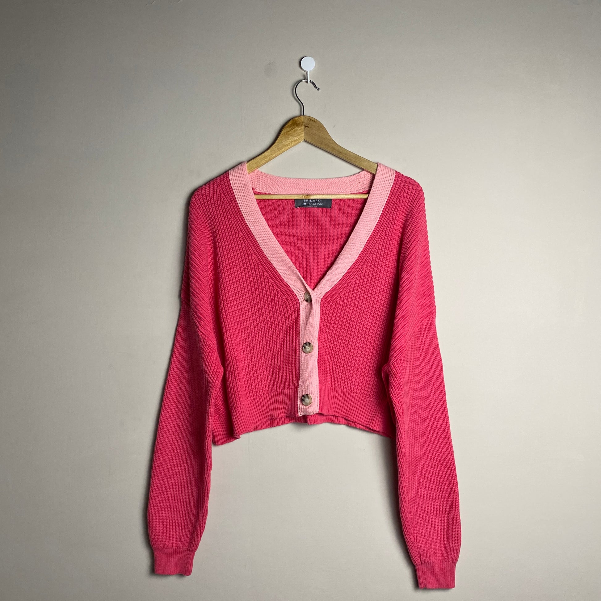 pink-contrast-trim-cardigan-187