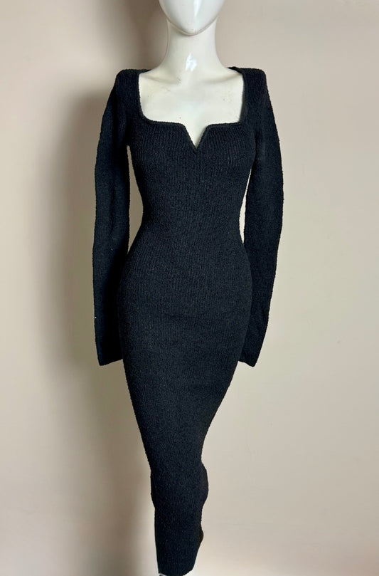 Black Deep Neck Long Sleeve Bodycon Dress