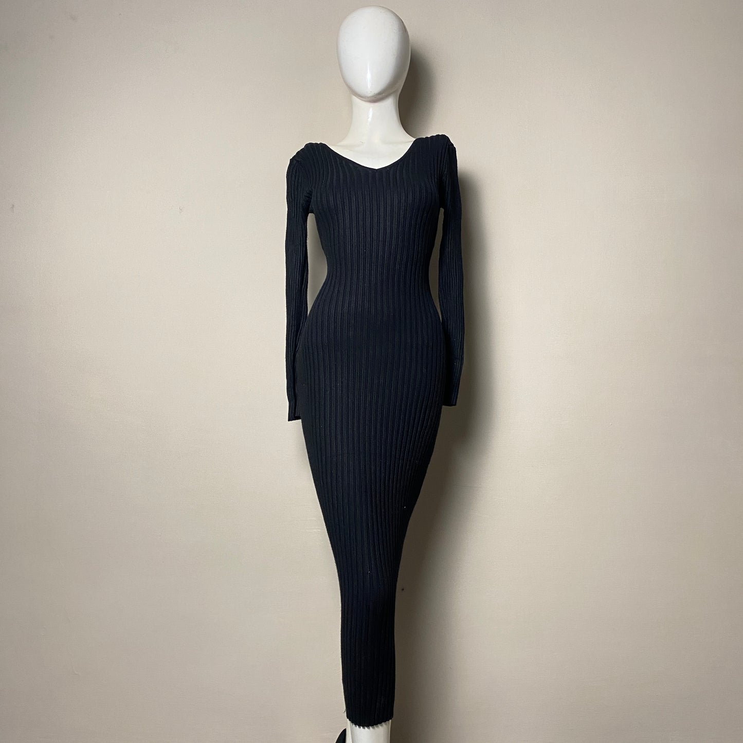 black-ribbed-longbodycon-224