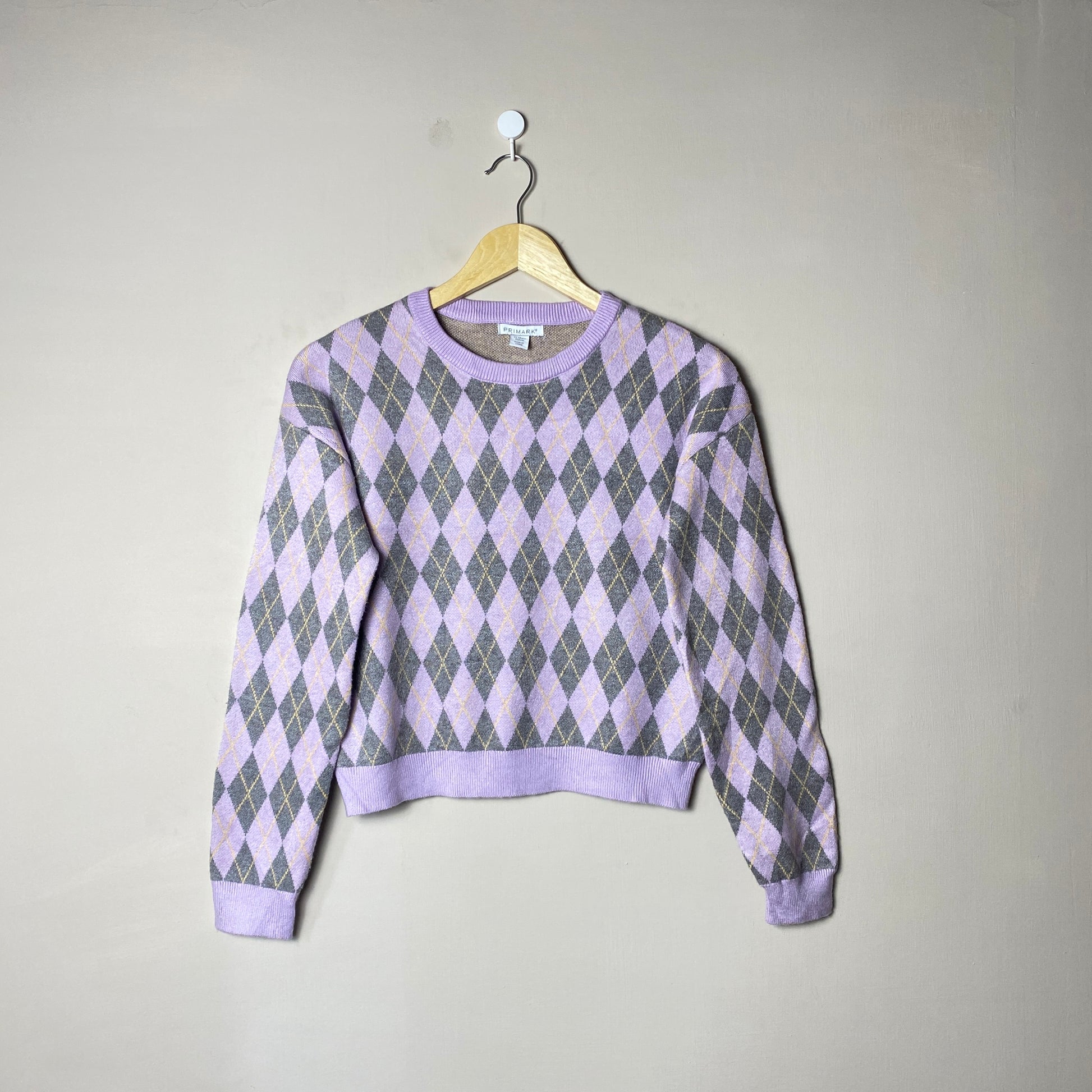 purple-argyle-sweatshirt-59