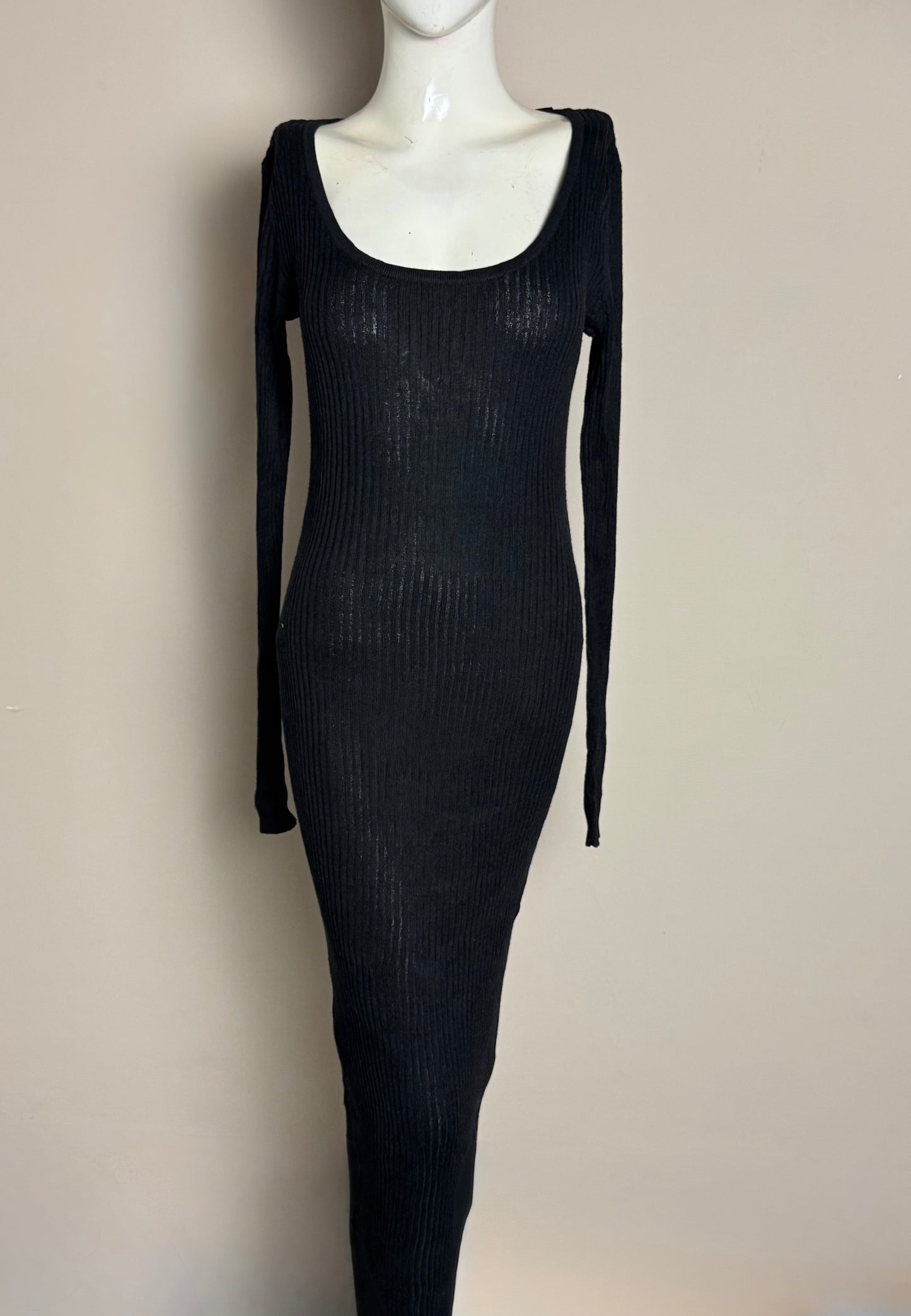 Black Ribbed Scoop Neck Long Sleeve Dress