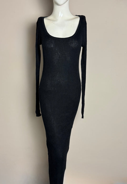 Black Ribbed Scoop Neck Long Sleeve Dress